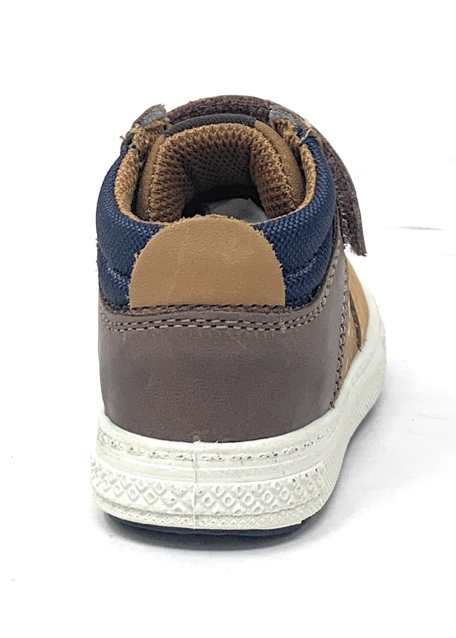 Sneakers da passeggio PRIMIGI 8358622 Bambino