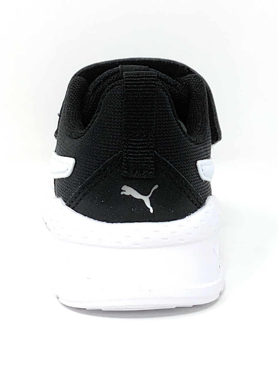 Scarpa da ginnastica PUMA Anzarun Lite AC PS 372010 01 bambino